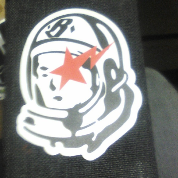 Meet your Posher, Tyler - Picture 2 of 2